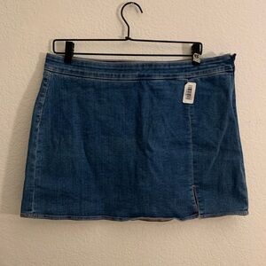 NWOT American Eagle Outfitters denim Mini Skirt